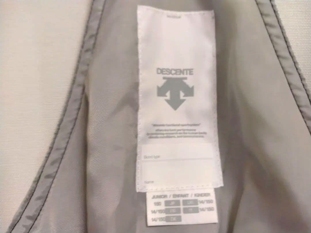 DESCENTE 子ども用スキーウェア 青と白