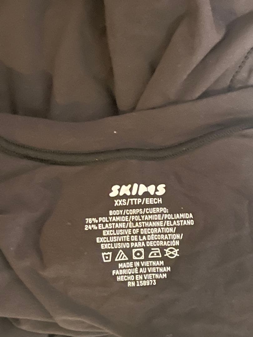 トップス Skims fits everybody t shirt onyx xxs