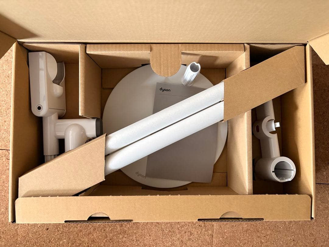 【新品未使用】Dyson floor dok マルチツールホルダー付き