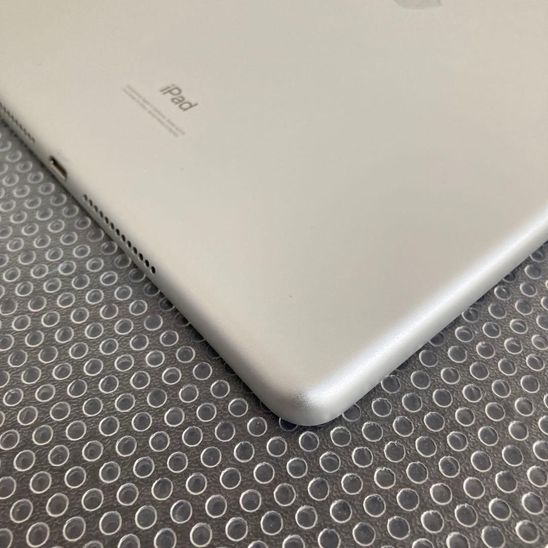 591【早い者勝ち】iPad8 第8世代 32GB WIFIモデル☆