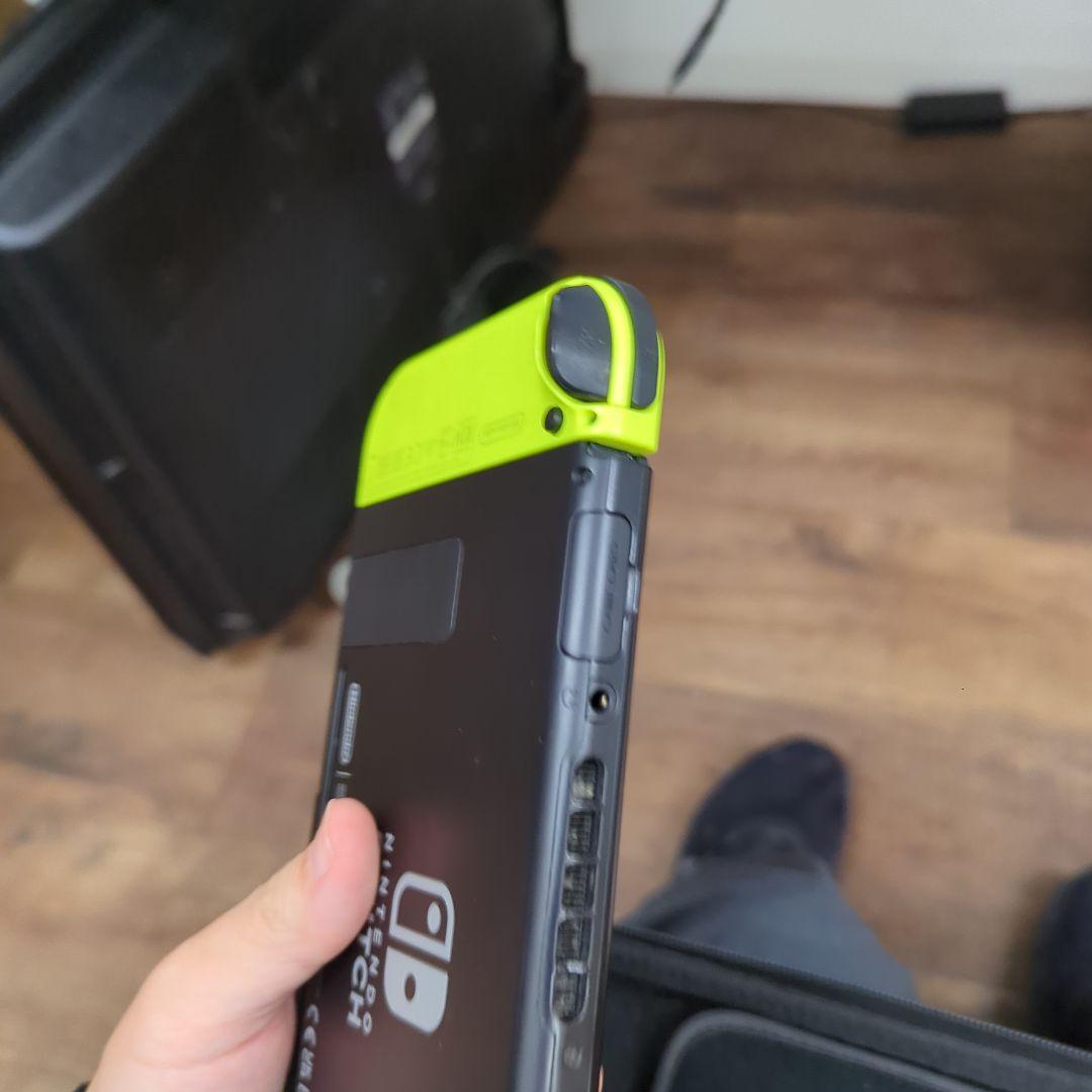 Nintendo Switch　ジャンク品　電源は入るだけ