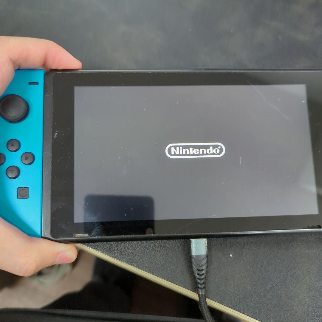 Nintendo Switch　ジャンク品　電源は入るだけ