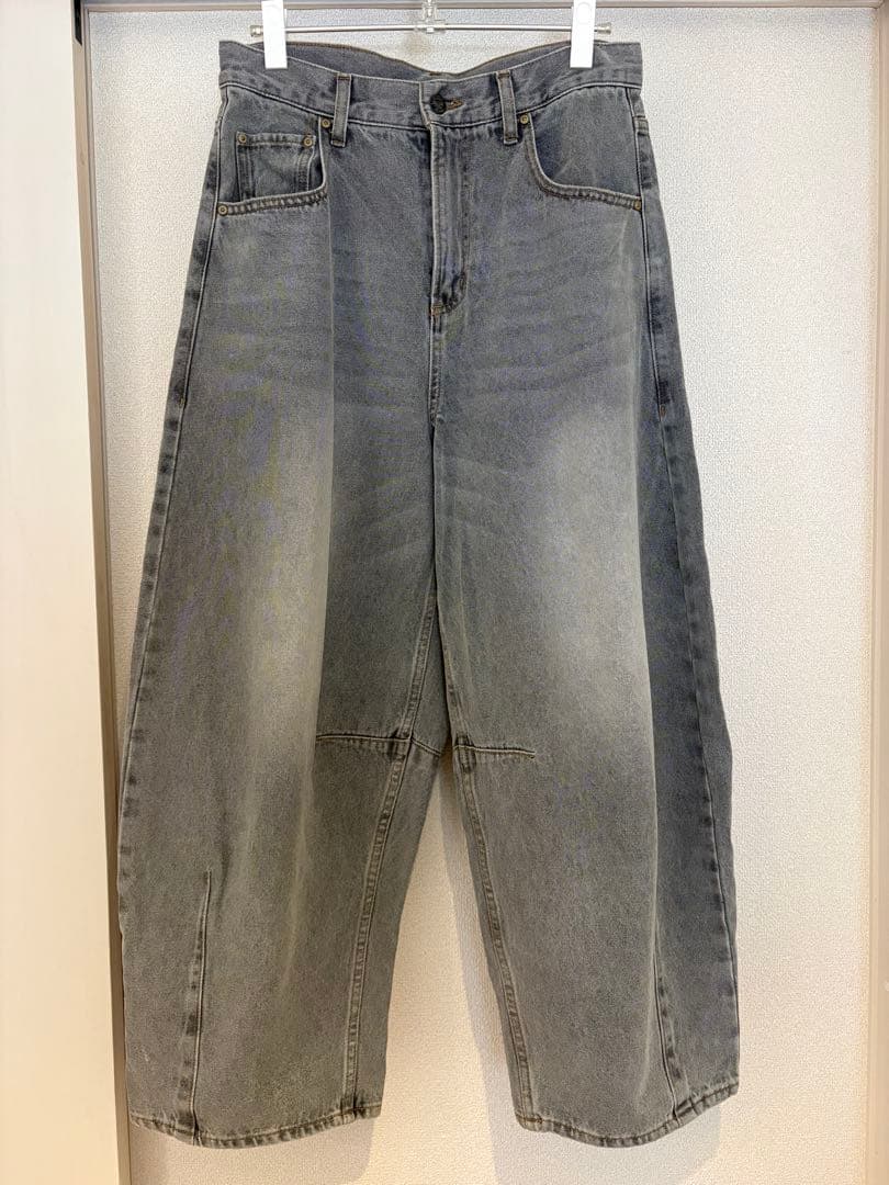 PUAL CE CIN デニムカーブレッグパンツ グレー