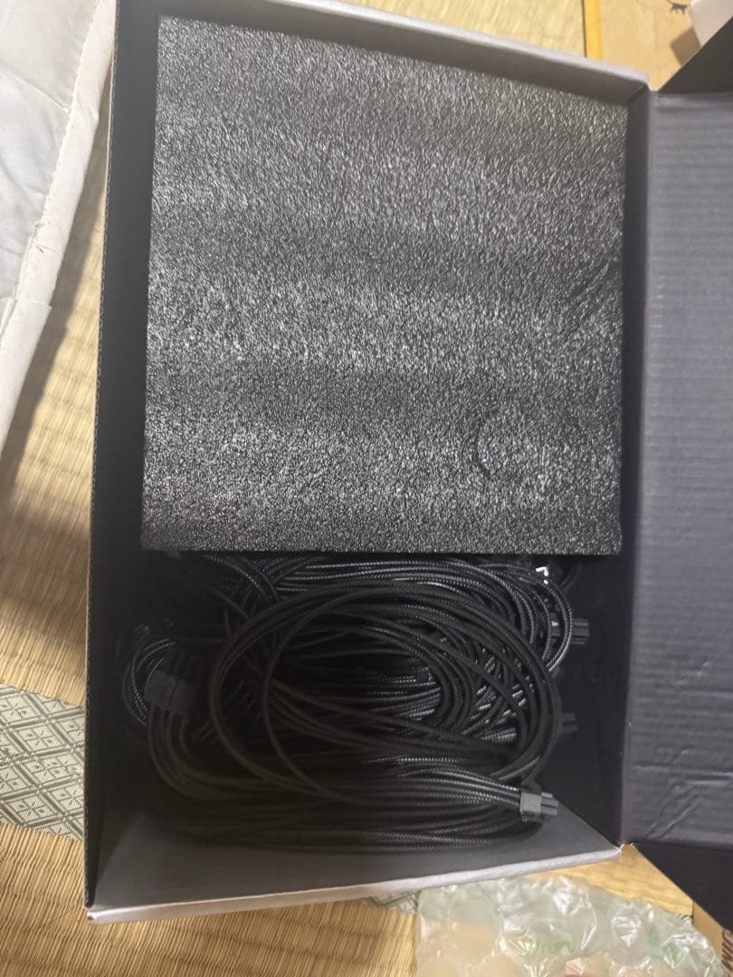 【美品】ASUS TUF Gaming 1000W Gold ATX 3.0