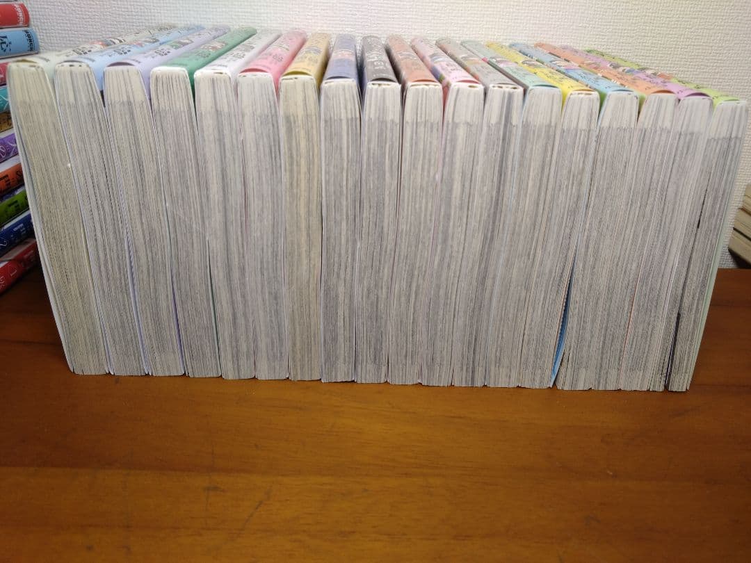 薬屋のひとりごと 1〜11、13〜19巻　※12巻が抜けています。