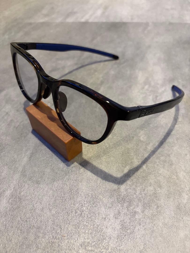 Eyevol アイヴォル　CONLON Ⅲ 調光レンズ　サングラス　日本製