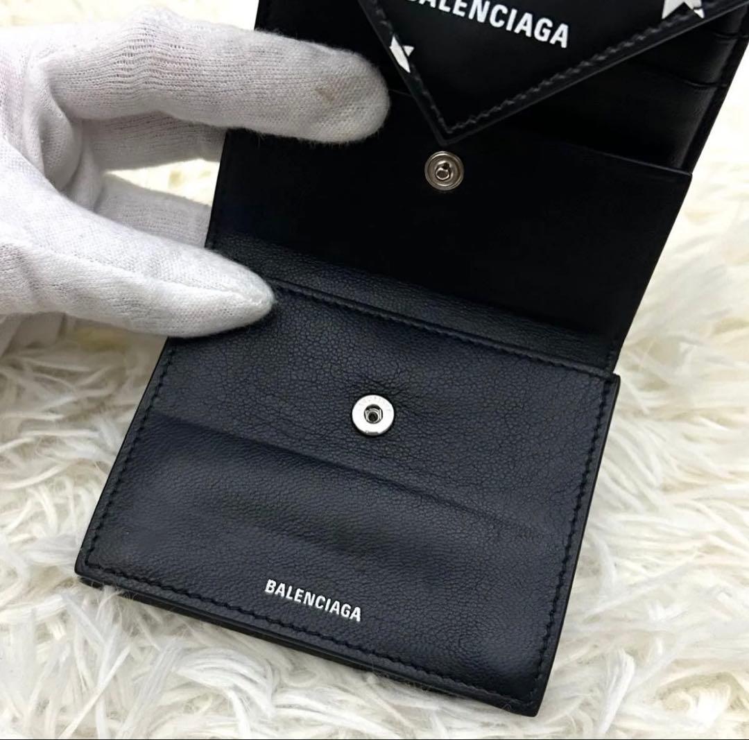 【美品】BALENCIAGA 三つ折り財布 スタームーン黒白 星柄