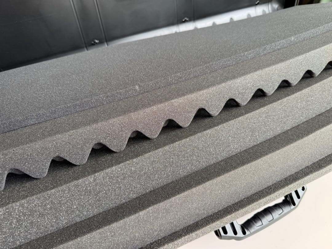 その他 Pelican 1745 Air Long Case
