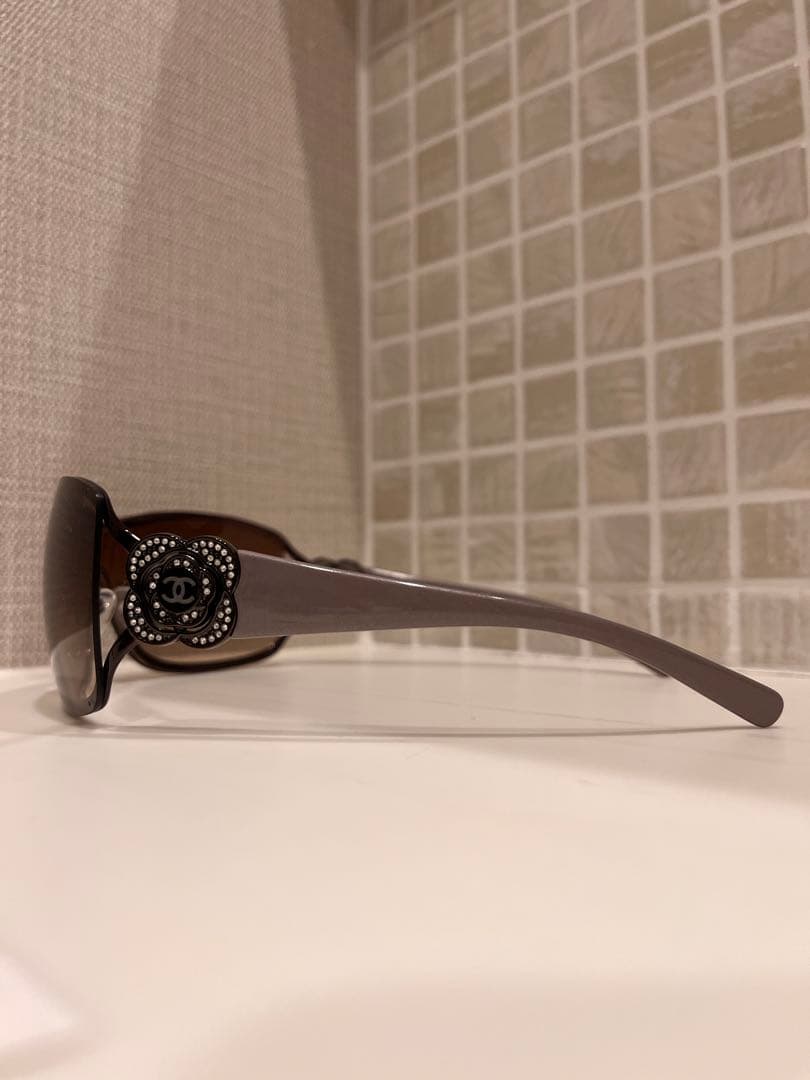 CHANEL サングラス/BLK/4164-B フラワーモチーフ