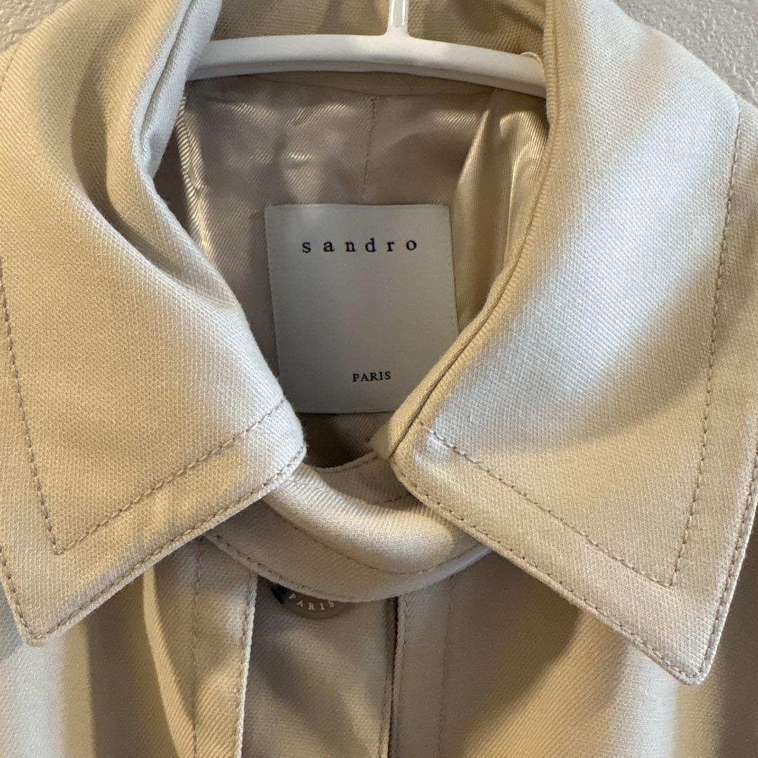sandro ベージュプリーツトレンチコート