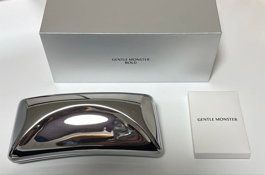 小物 GENTLE MONSTER Node 030 BOLD Collection