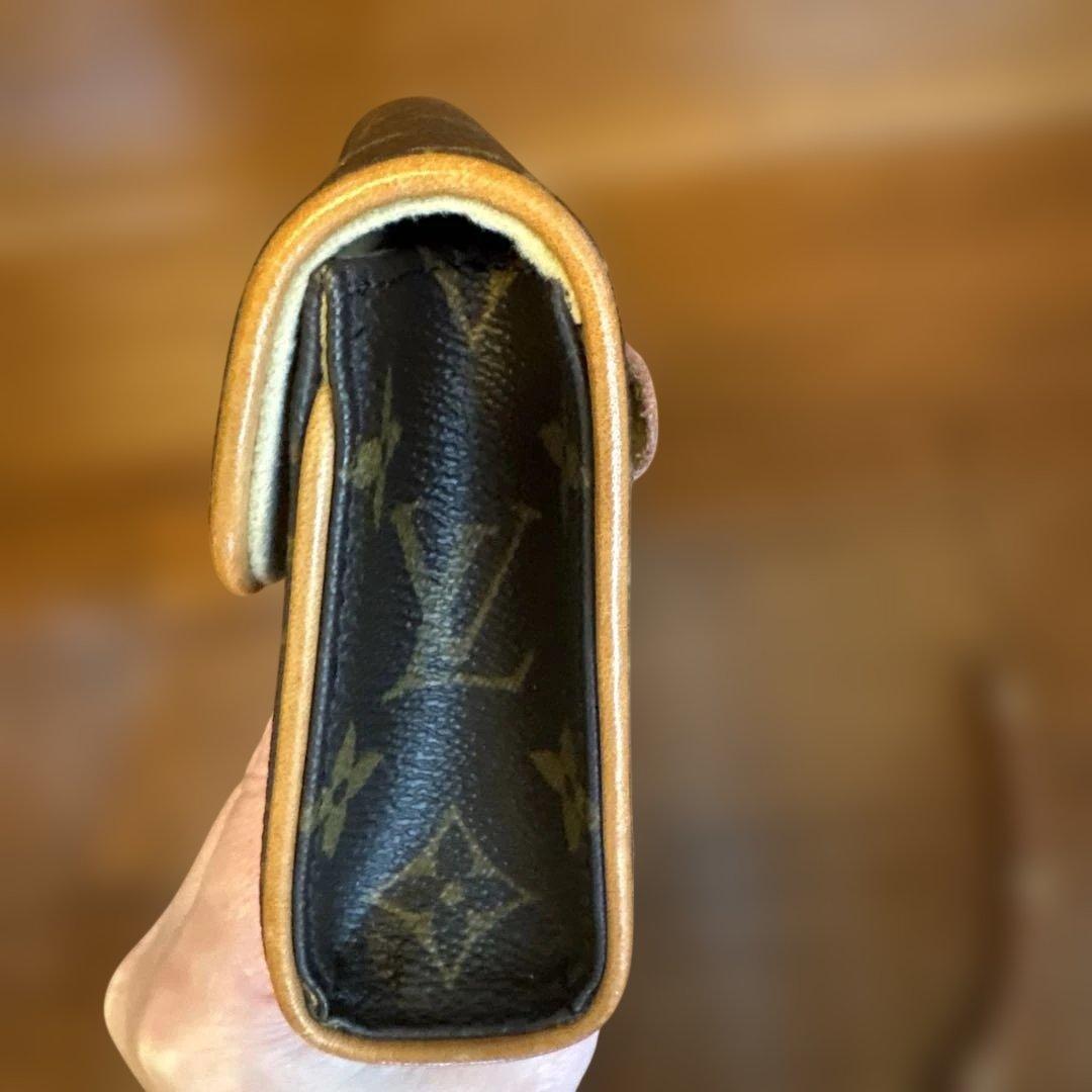 Louis Vuitton モノグラム フラップバッグ