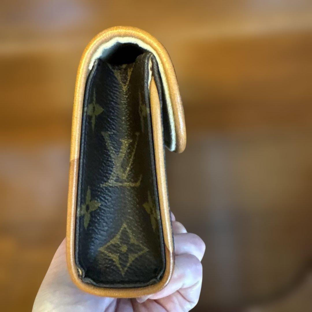Louis Vuitton モノグラム フラップバッグ