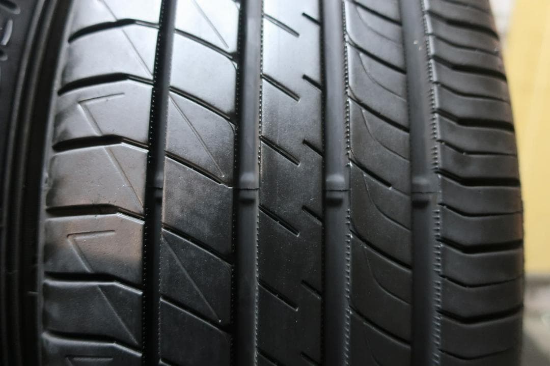 2023年　ダンロップ　ルマン　Vプラス　205/55R16　国産　バリ溝　4本