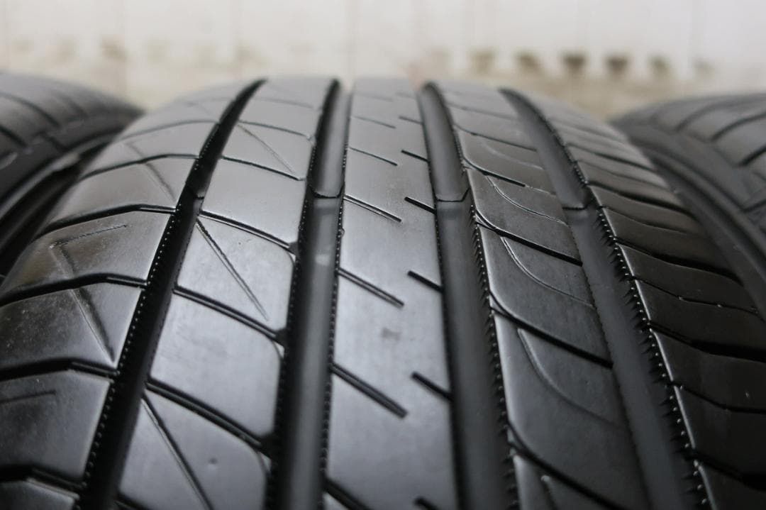 2023年　ダンロップ　ルマン　Vプラス　205/55R16　国産　バリ溝　4本
