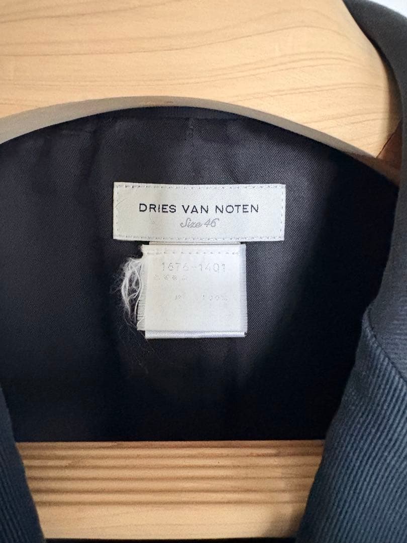 ひ*ろ様 DRIES VAN NOTEN ブラック テーラードジャケット サイズ