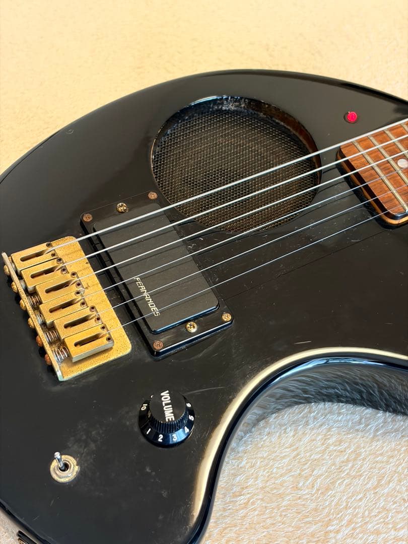 中古FERNANDES ZO-3 ゾーさん エレキギター　アンプから音出ます。