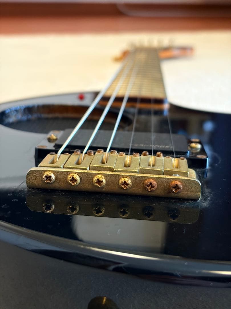 中古FERNANDES ZO-3 ゾーさん エレキギター　アンプから音出ます。