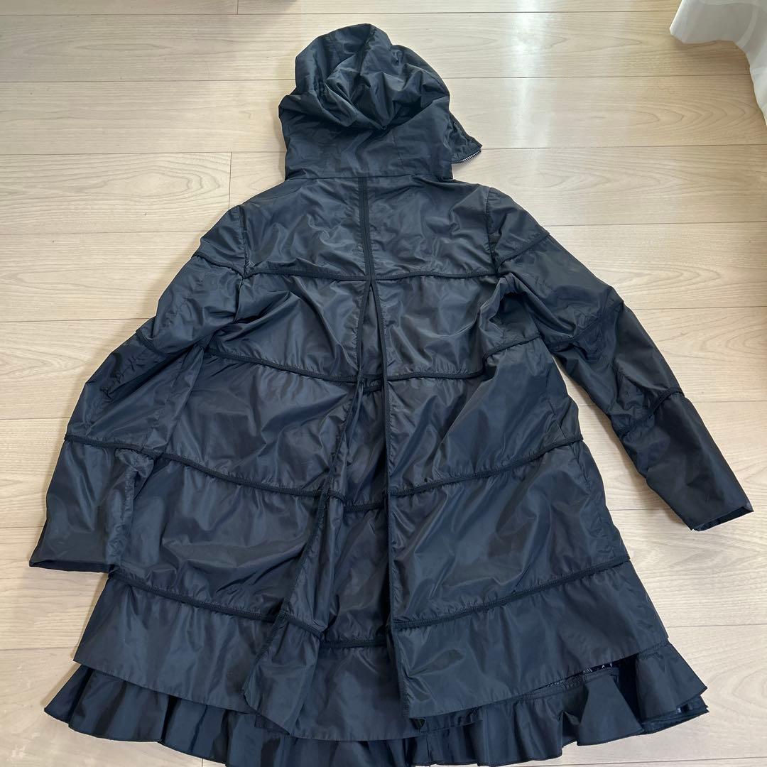 MONCLERモンクレール ブラックフレアナイロンコート