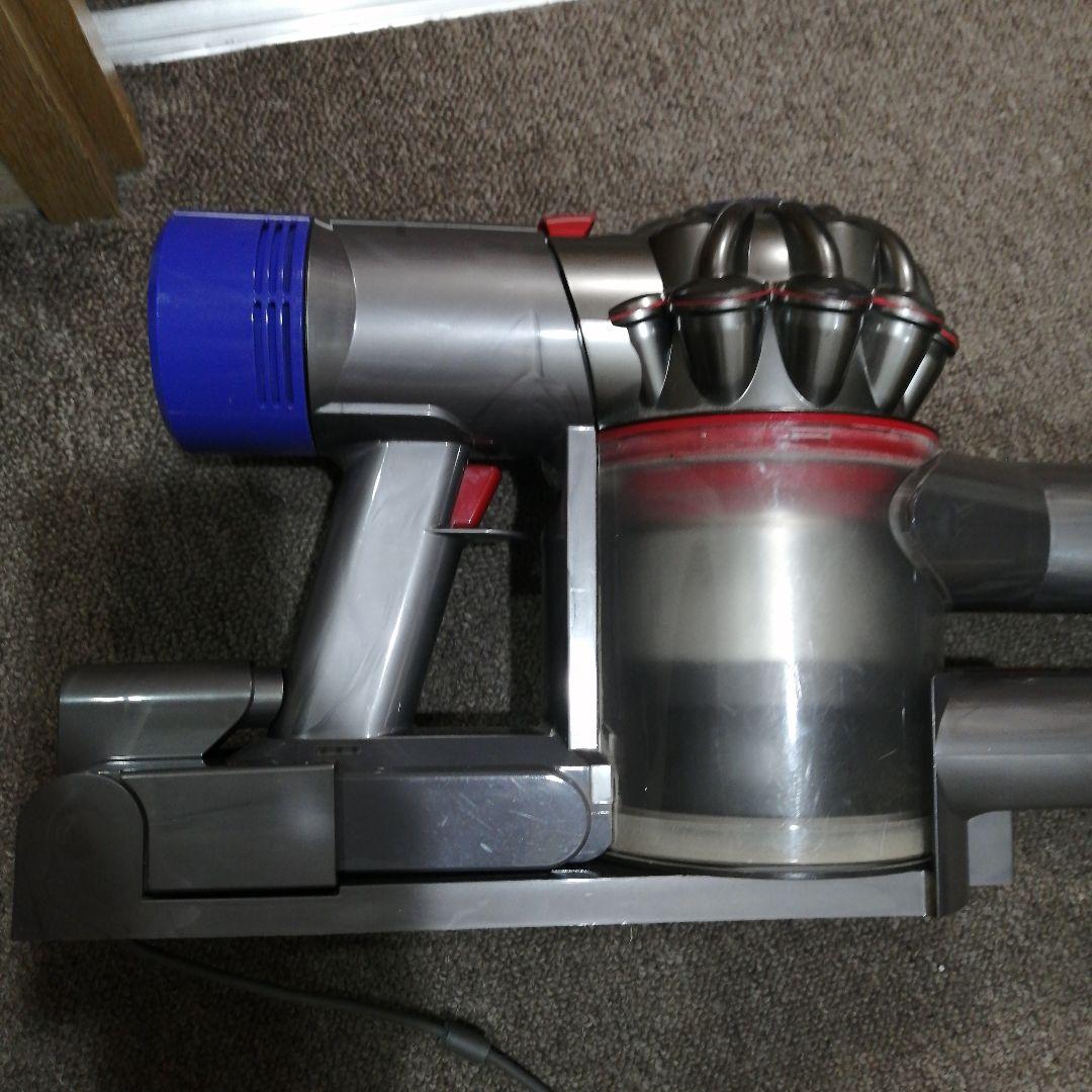 彼*岸様 Dyson V7 Fluffy Origin 本体　実動・完品❤　送料