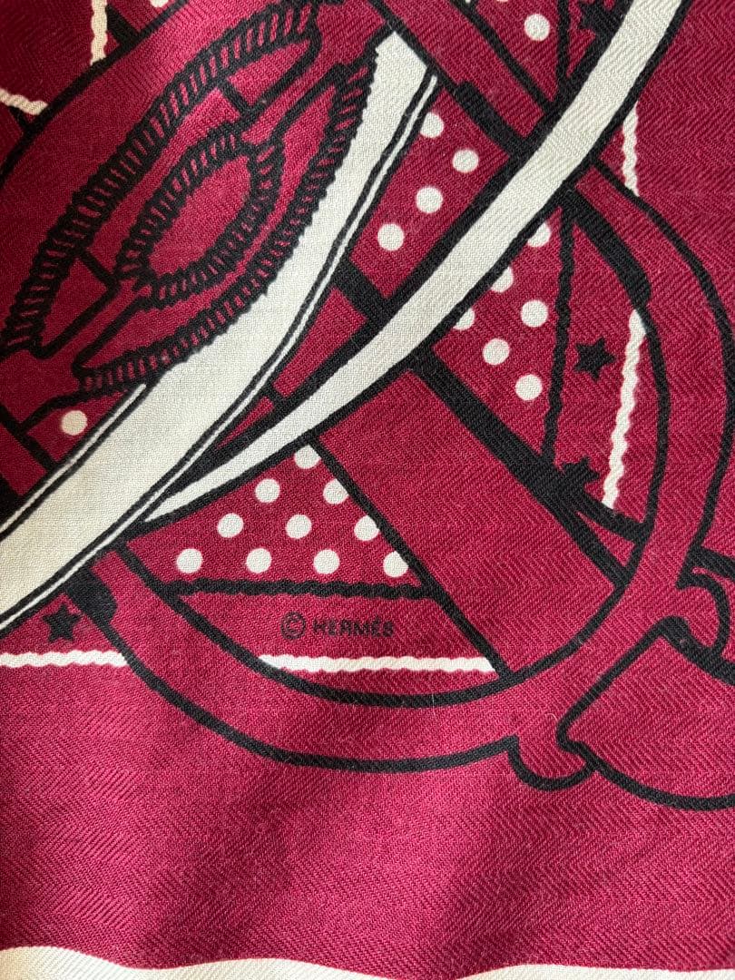 Hermès 、バンダナ柄、カシシル、スカーフ、ボルドー色、