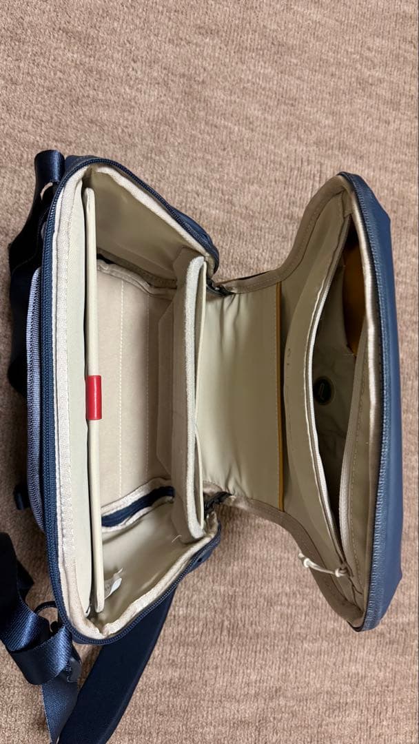 【値下げ】PGYTECH OneGo ショルダーバッグ 6L (Dネイビー)