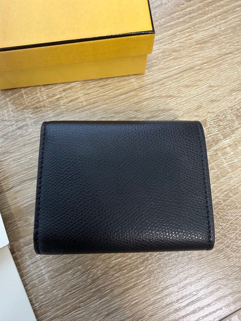 FENDI現行品　FFダイヤモンド財布　ブラック　ウォレット