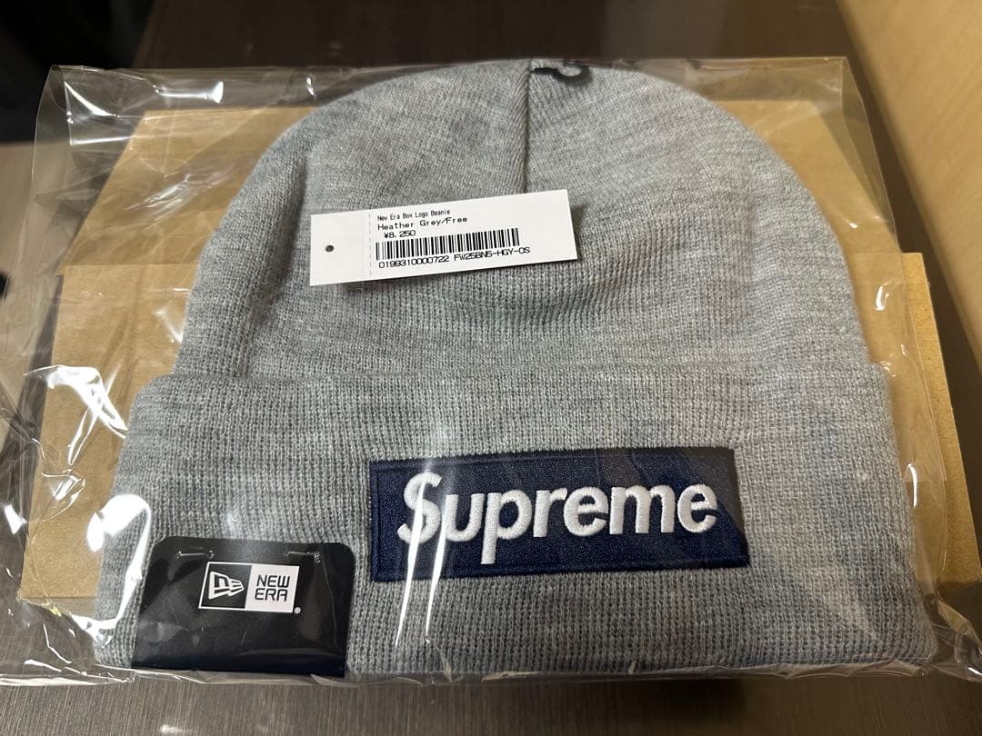 Supreme ビーニー　ボックスロゴ