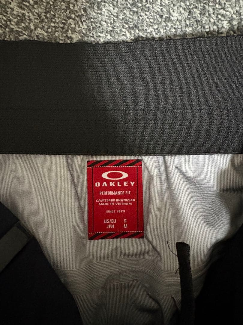 Oakley PERTEX ブラックナイロンパンツ