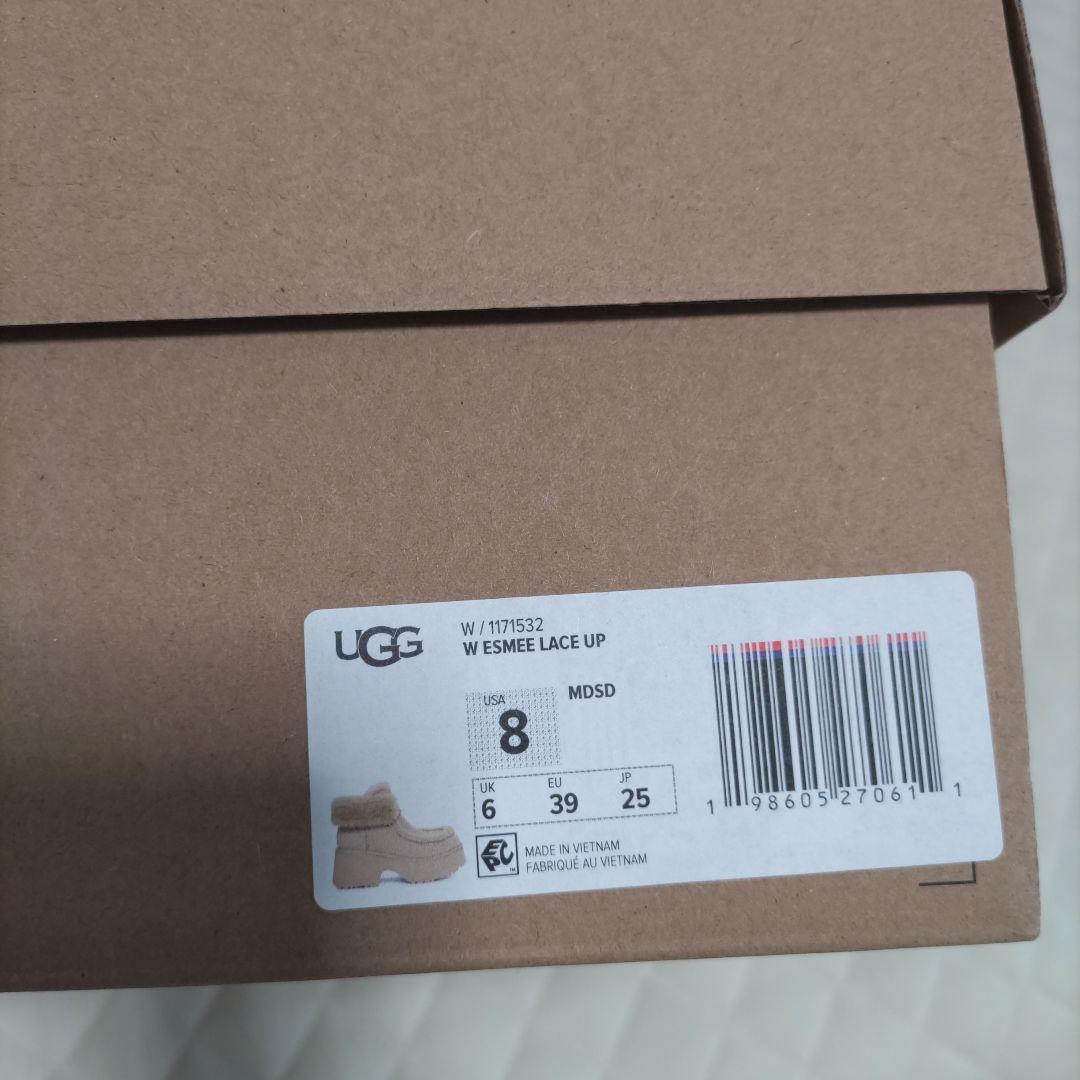 【新品未使用】UGG エスミーレースアップブーツ　25cm