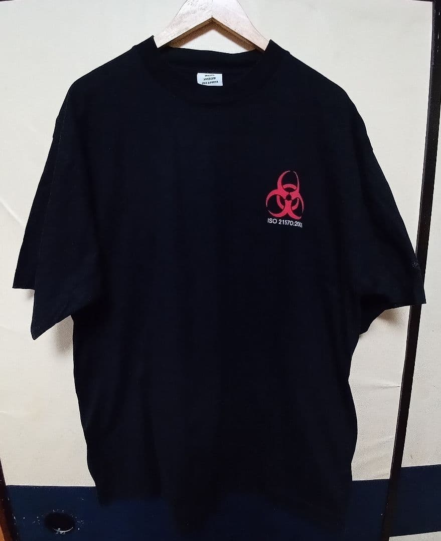 VETEMENTS GENETICALLY MODIFIND Mサイズ　ブラック