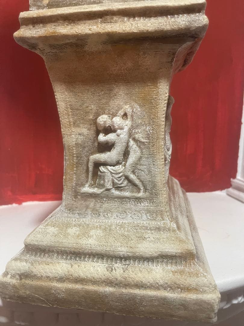 ホメロスの時代のギリシャの戦士アレスの像としても知られています。 高さ60cm
