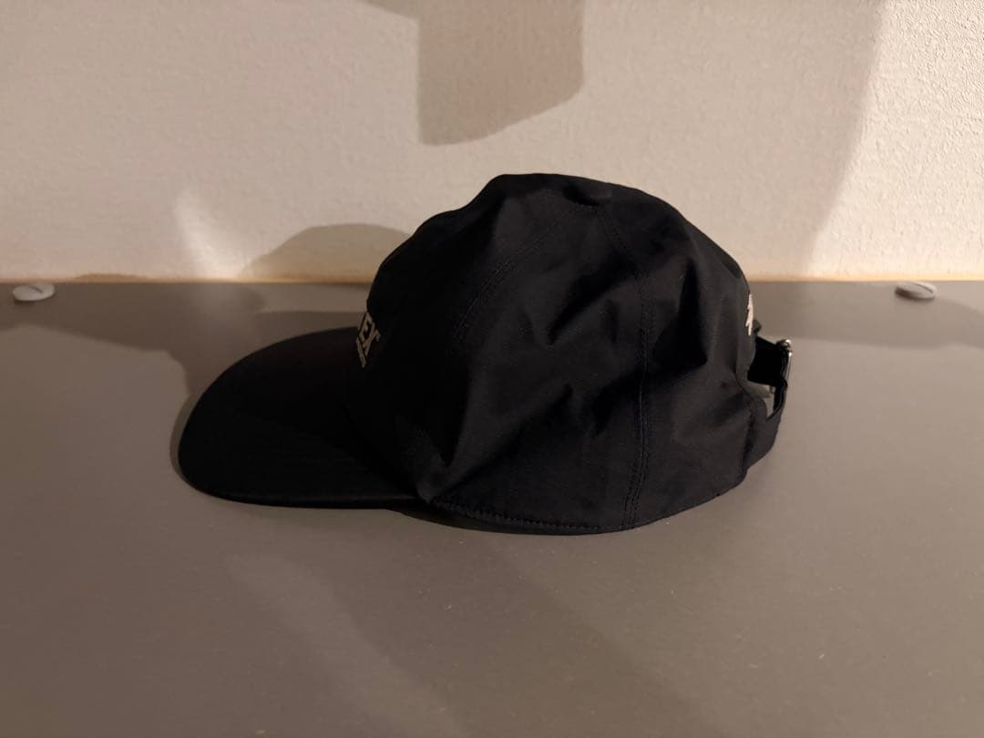 STUSSY GORE-TEXキャップ