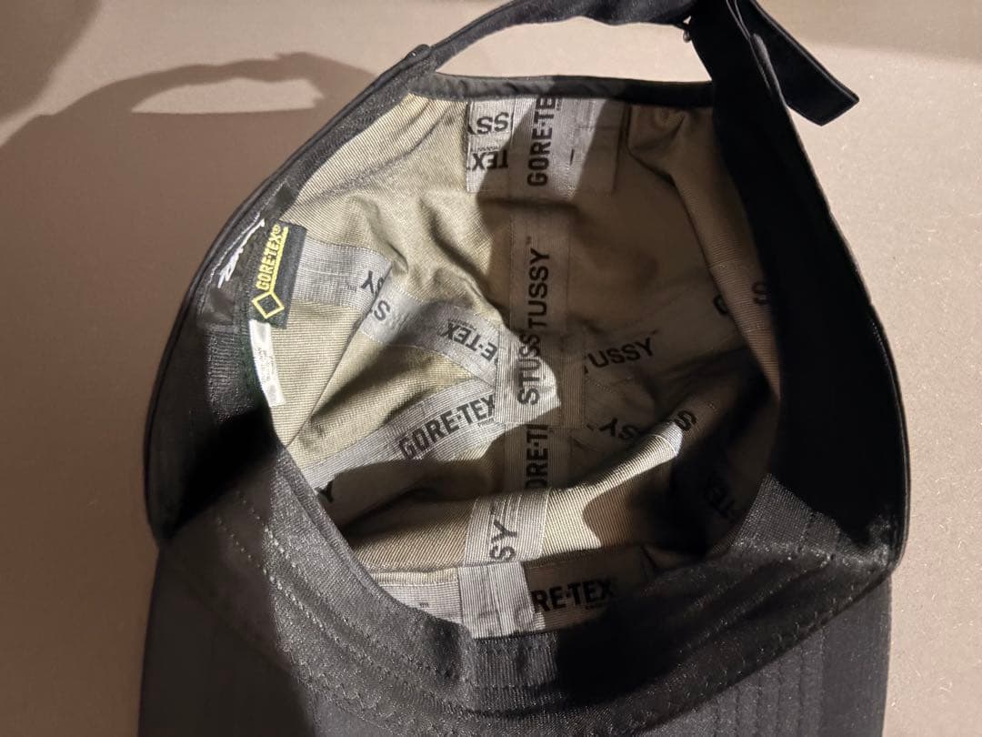 STUSSY GORE-TEXキャップ