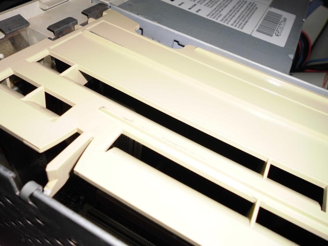 【動作確認済み・ジャンク扱い】 7500/100 キーボード マウス付き