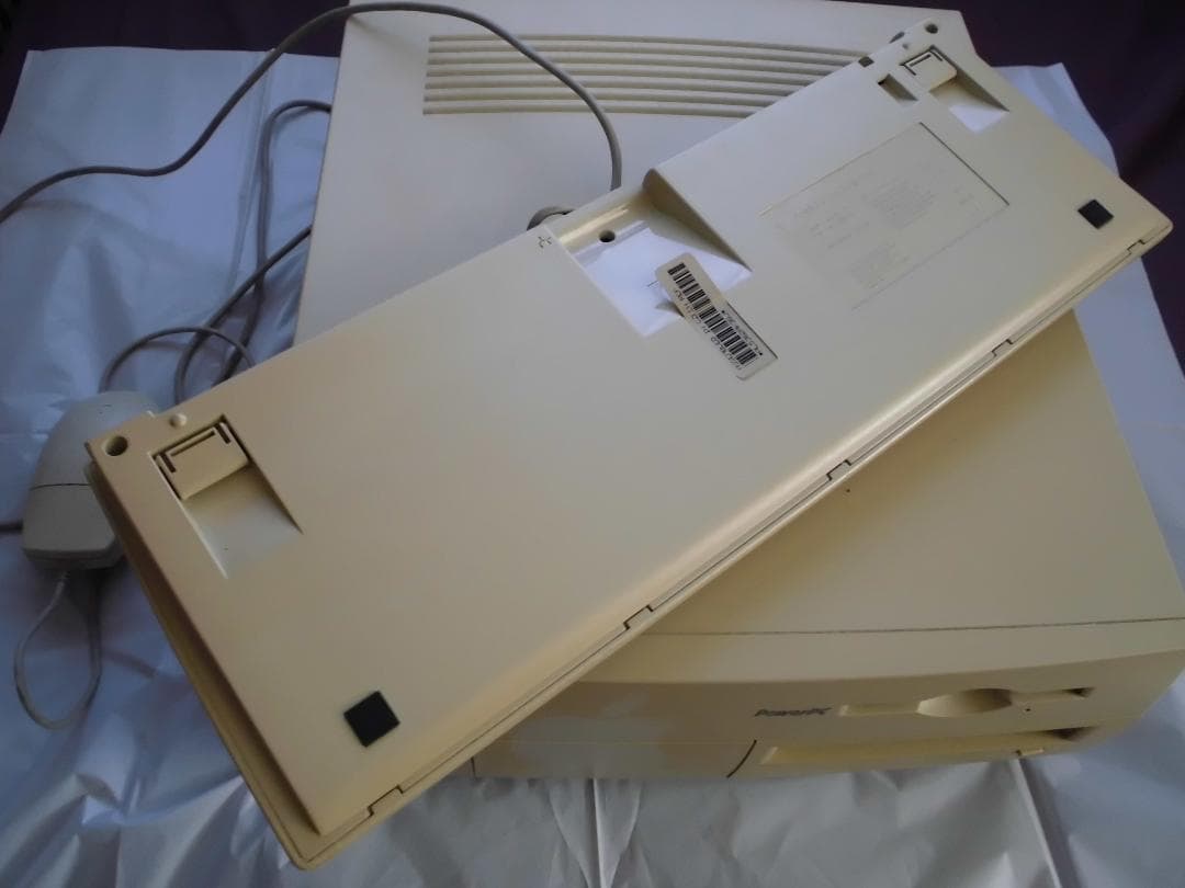 【動作確認済み・ジャンク扱い】 7500/100 キーボード マウス付き