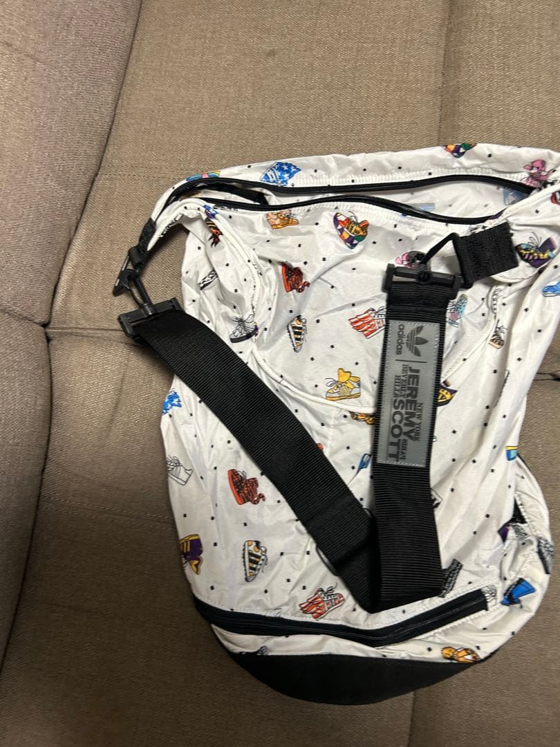 adidas Jeremy Scott イエロー バッグ