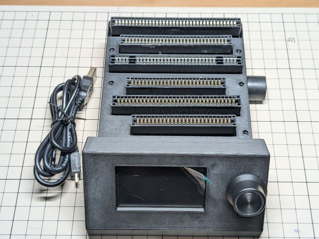 Cartridge Reader V5 ケース付