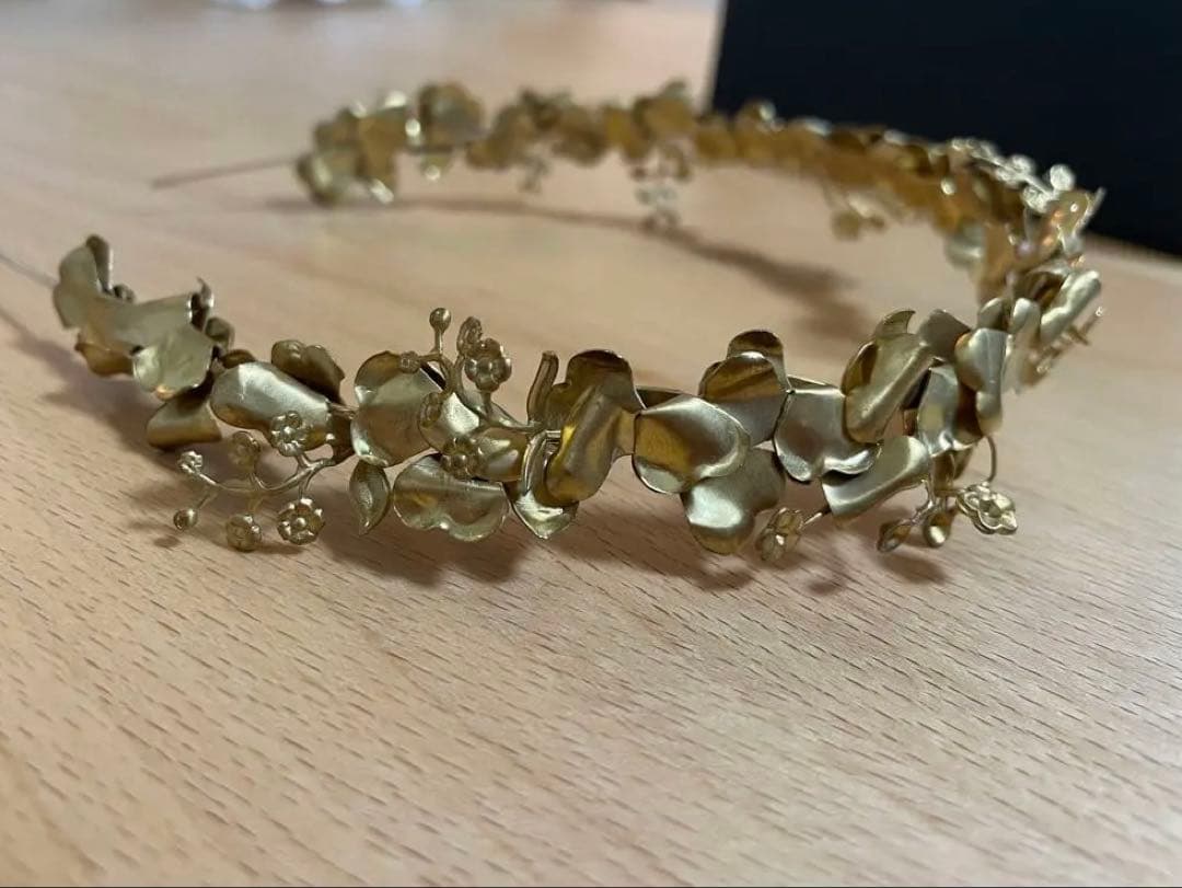 flua 花冠　ヘッドカチューシャ　ブライダルアクセサリー