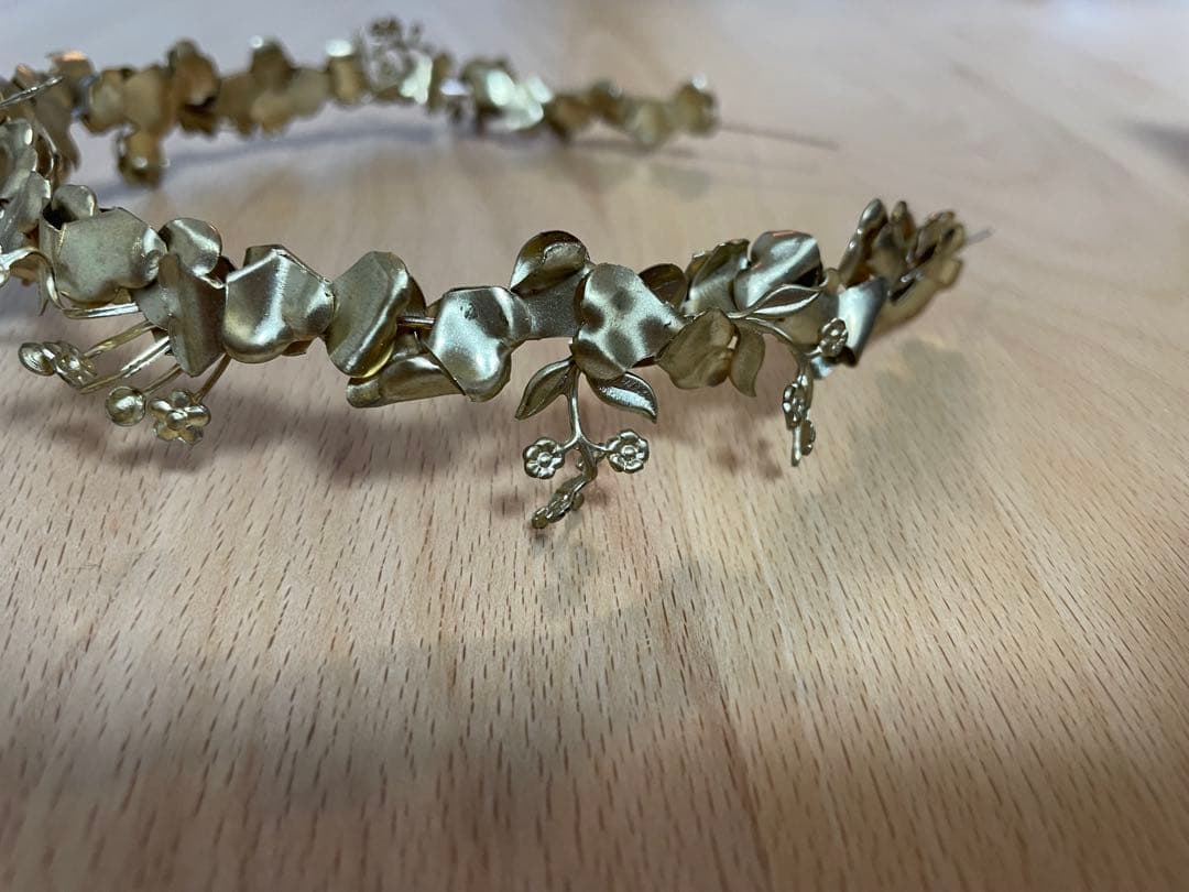 flua 花冠　ヘッドカチューシャ　ブライダルアクセサリー