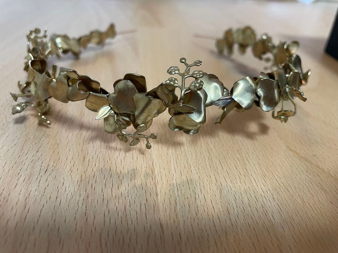 flua 花冠　ヘッドカチューシャ　ブライダルアクセサリー