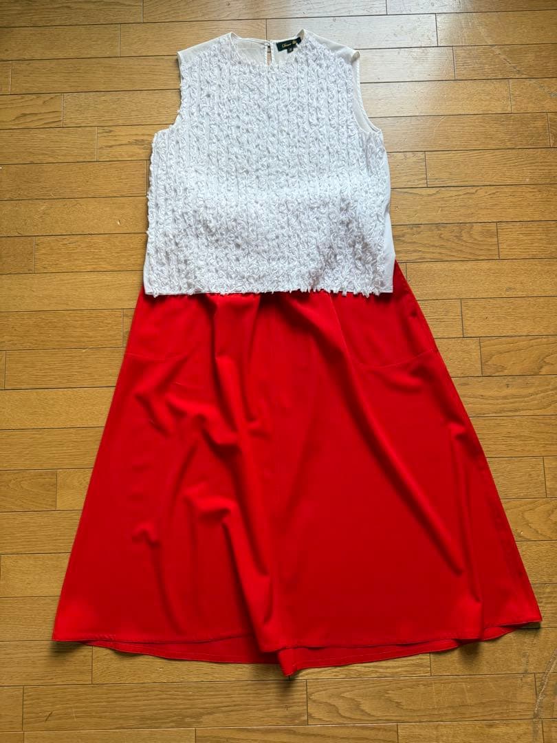 希望額にお値下げしました！ソフィードール スカート 36 ウエストゴム 赤