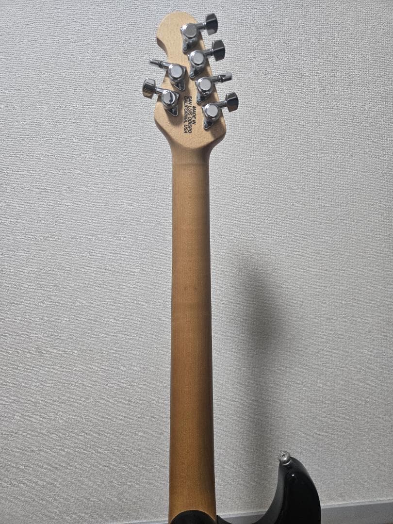 ギター MUSIC MAN Silhouette Special