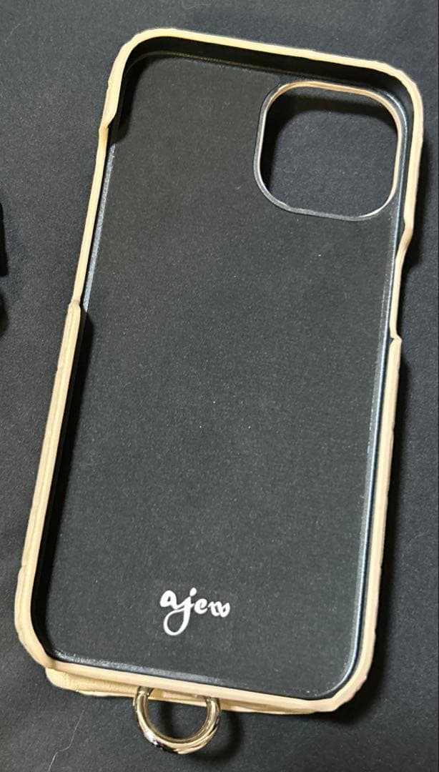 新品❤️ajew iPhone14\16e クロコ型押　ジッパーポケット付ケース