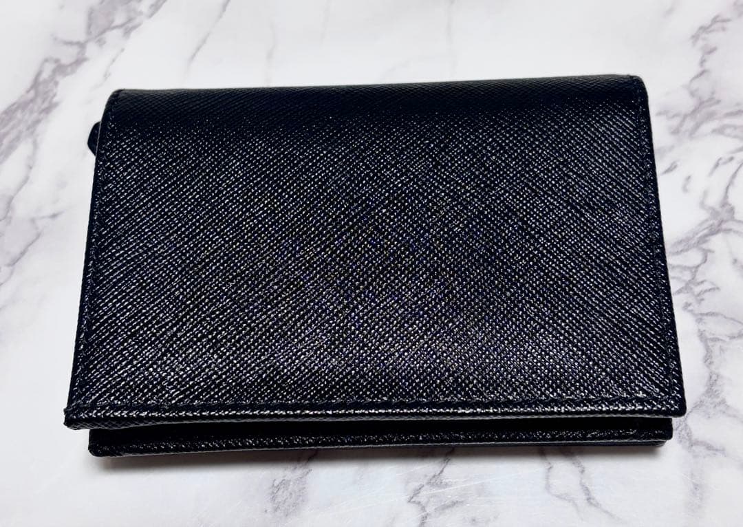 PRADA 財布　サフィアーノ メタル