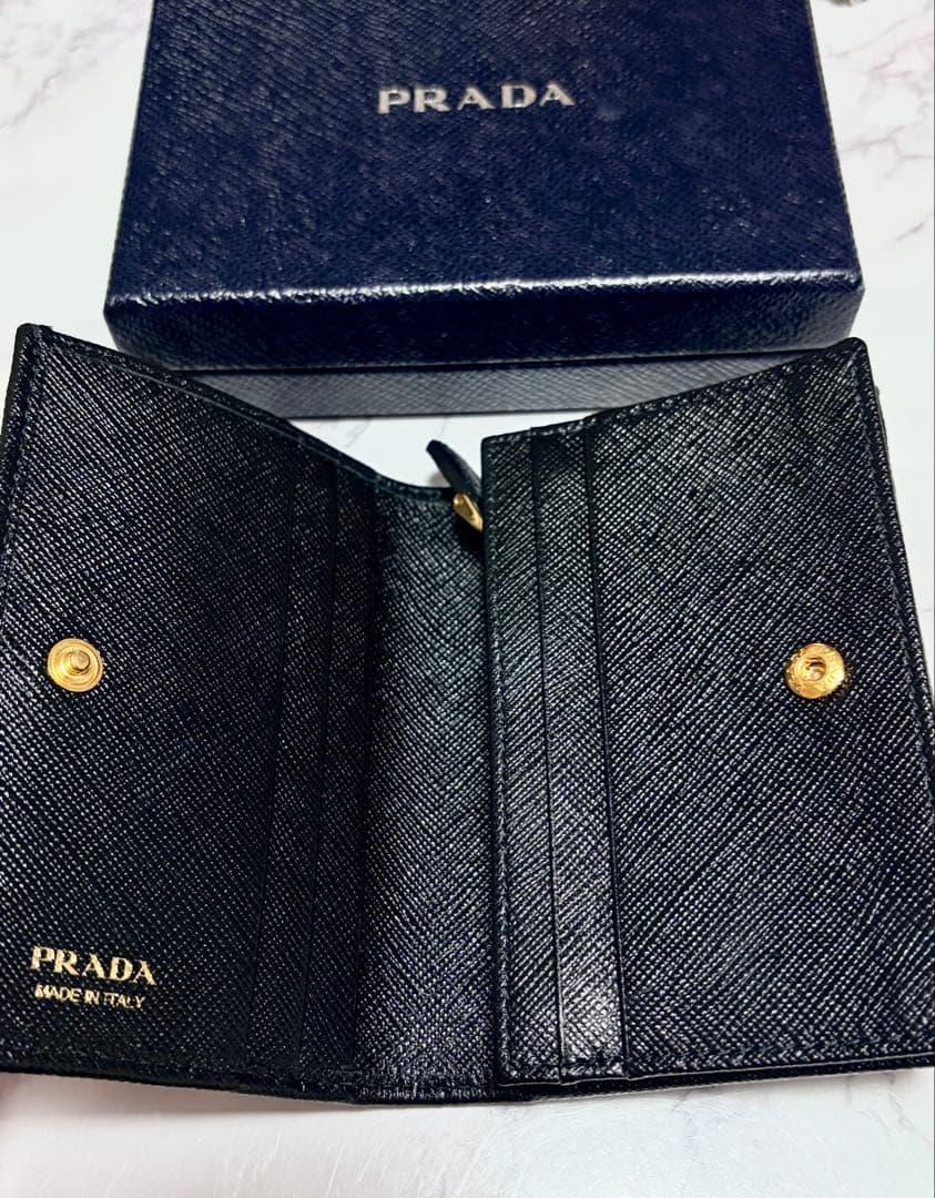 PRADA 財布　サフィアーノ メタル