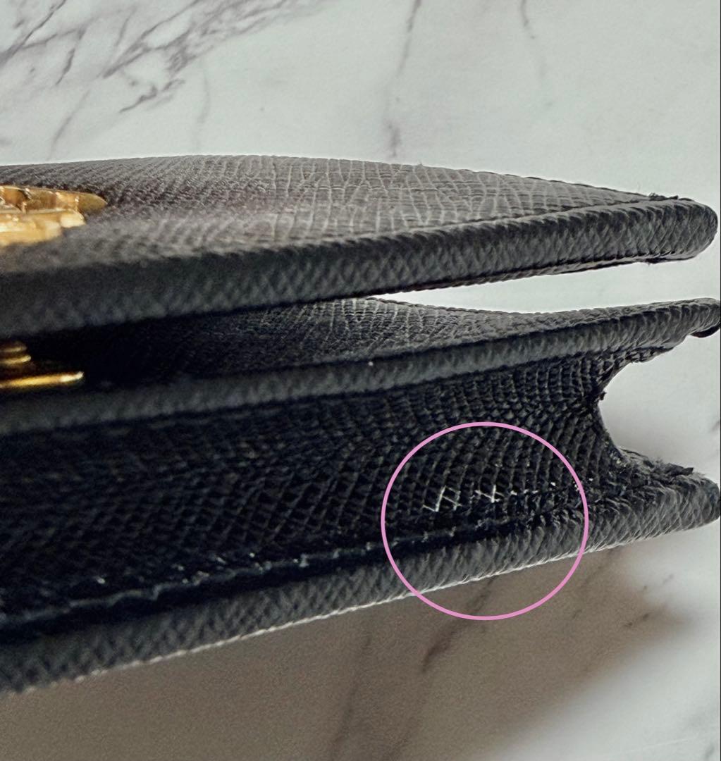 PRADA 財布　サフィアーノ メタル