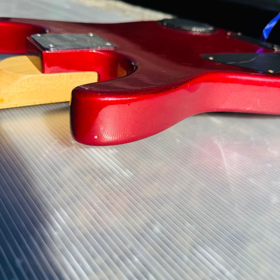 SYNSONICS シンソニックス アンプ内蔵 スピーカー搭載 エレキギター