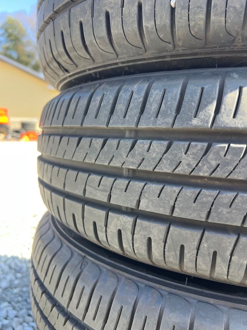 ダンロップ　エナセーブ　ec204 175/65r15 24年製　バリ山　9部山