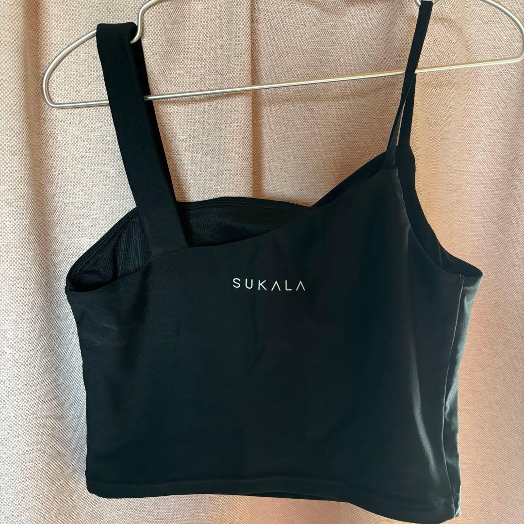 新品★SUKALA アシンメトリーギャザー　ブラトップス ブラック Ｌサイズ